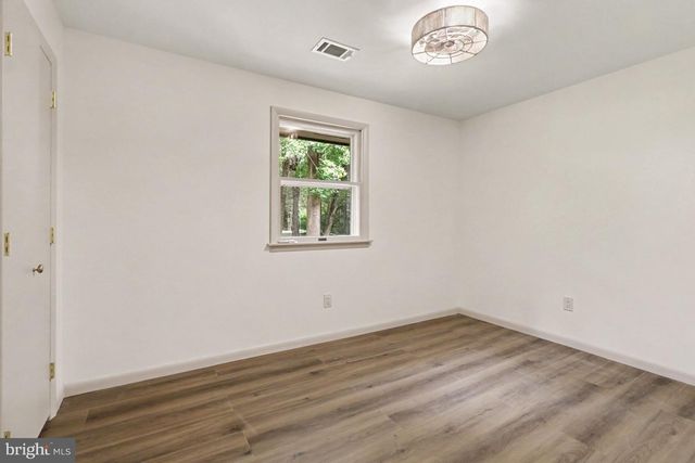 300 TIMBER LN, Mt Gretna, PA 17064