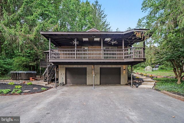 300 TIMBER LN, Mt Gretna, PA 17064