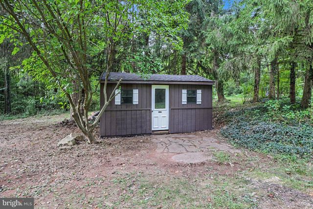300 TIMBER LN, Mt Gretna, PA 17064