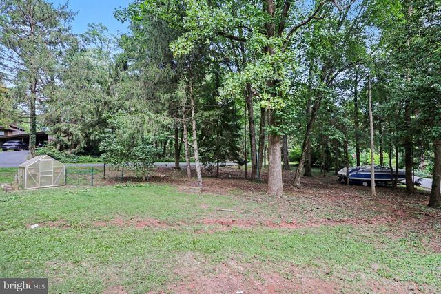 300 TIMBER LN, Mt Gretna, PA 17064