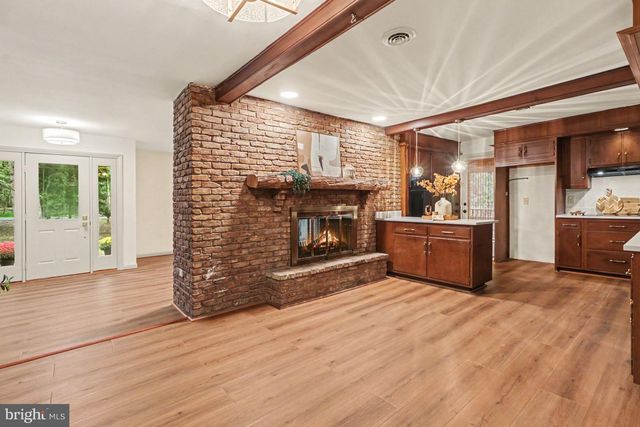 300 TIMBER LN, Mt Gretna, PA 17064