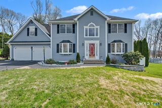 13 Fitzmaurice Circle, Windsor, CT 06095