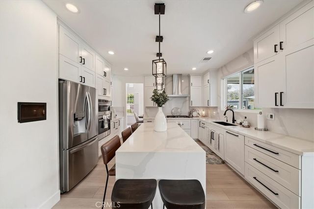 13786 Staghorn Court, Yucaipa, CA 92399