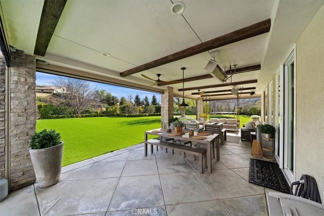 13786 Staghorn Court, Yucaipa, CA 92399