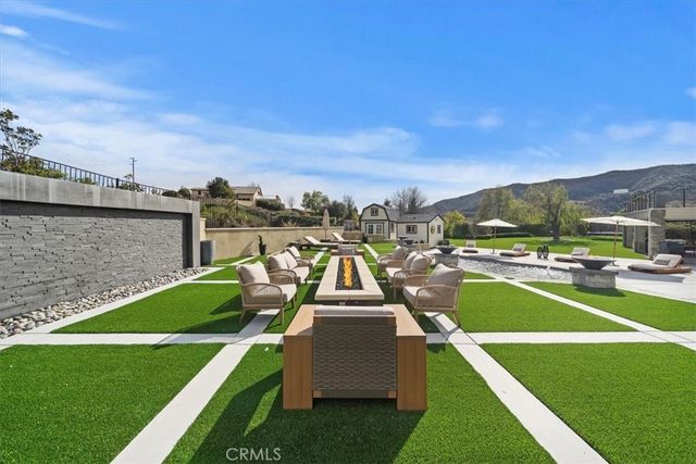 13786 Staghorn Court, Yucaipa, CA 92399