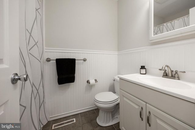 350 CARLYN CT, Downingtown, PA 19335