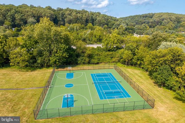 350 CARLYN CT, Downingtown, PA 19335