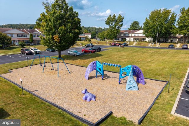 350 CARLYN CT, Downingtown, PA 19335