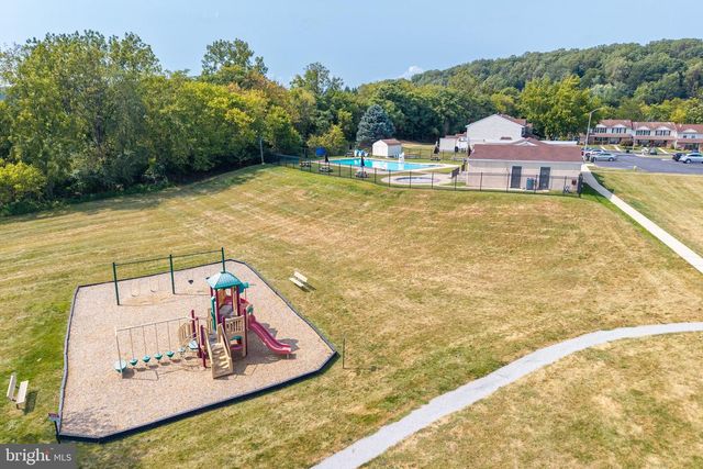 350 CARLYN CT, Downingtown, PA 19335