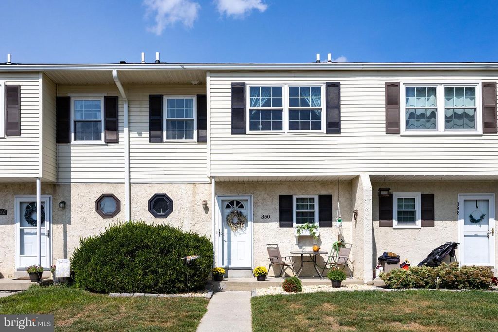 350 CARLYN CT, Downingtown, PA 19335