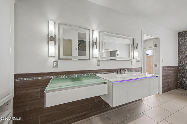 6133 E MOUNTAIN VIEW Road, Paradise Valley, AZ 85253