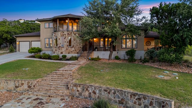 8442 Camp Verde Rio, San Antonio, TX 78255