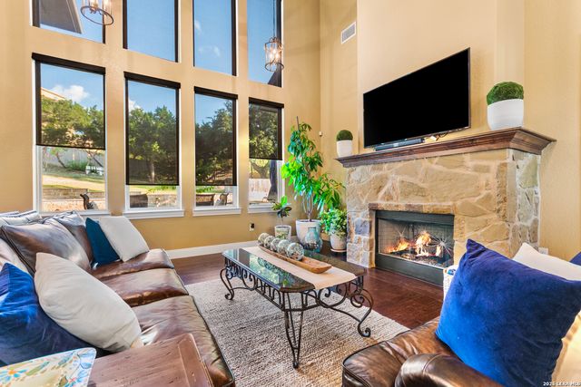 8442 Camp Verde Rio, San Antonio, TX 78255
