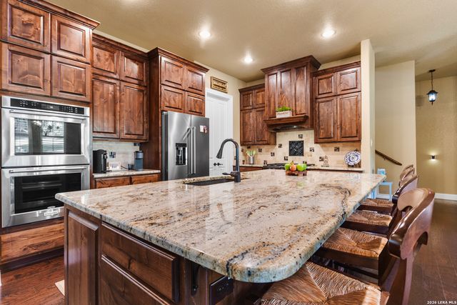 8442 Camp Verde Rio, San Antonio, TX 78255