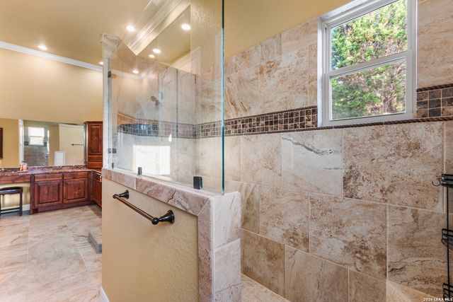 8442 Camp Verde Rio, San Antonio, TX 78255
