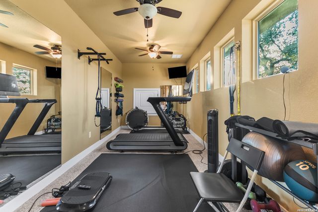8442 Camp Verde Rio, San Antonio, TX 78255
