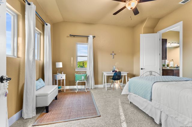 8442 Camp Verde Rio, San Antonio, TX 78255