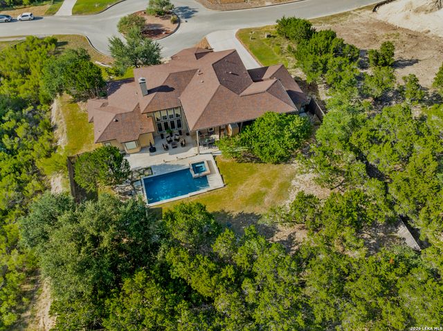 8442 Camp Verde Rio, San Antonio, TX 78255