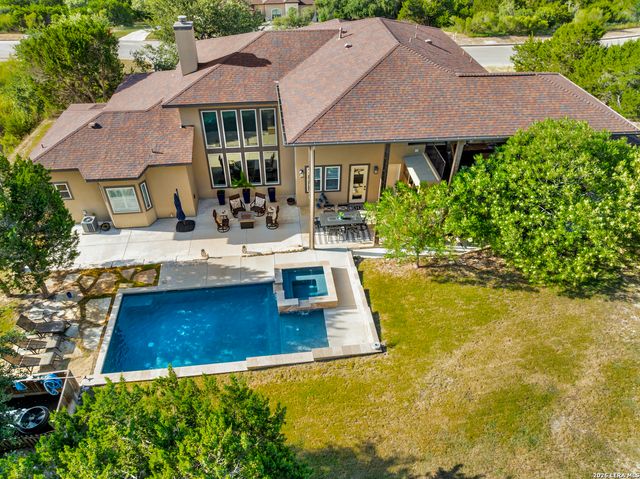 8442 Camp Verde Rio, San Antonio, TX 78255