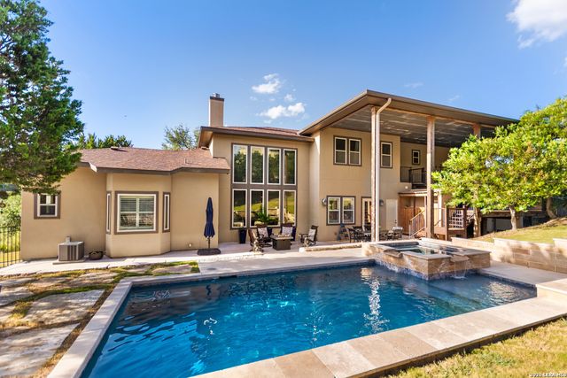 8442 Camp Verde Rio, San Antonio, TX 78255