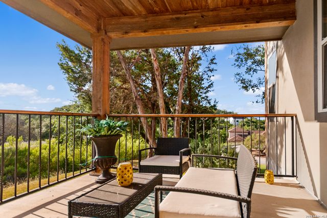 8442 Camp Verde Rio, San Antonio, TX 78255