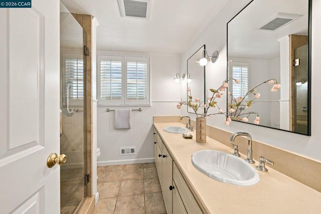 303 Calle La Mesa, Moraga, CA 94556