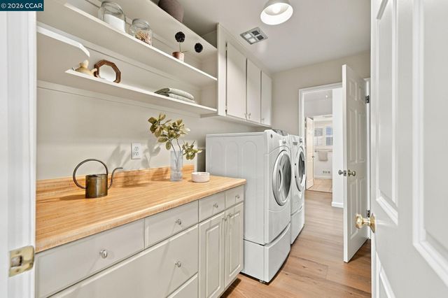 303 Calle La Mesa, Moraga, CA 94556