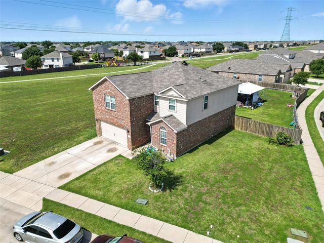 122 Presidents Way, Venus, TX 76084