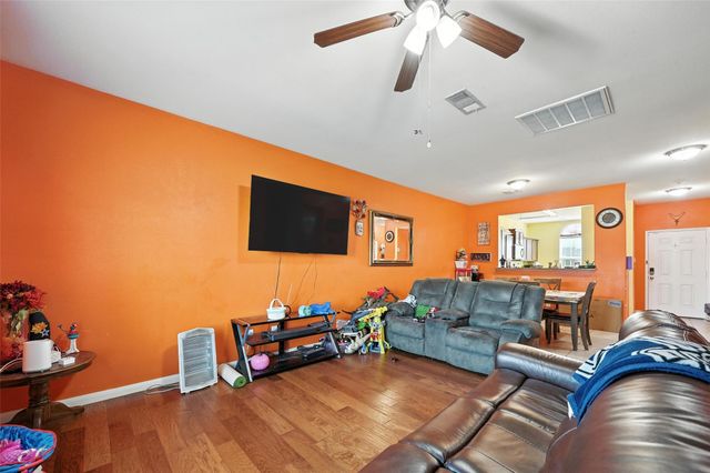 122 Presidents Way, Venus, TX 76084