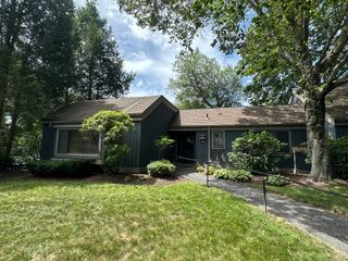 486 Heritage Village A, Southbury, CT 06488
