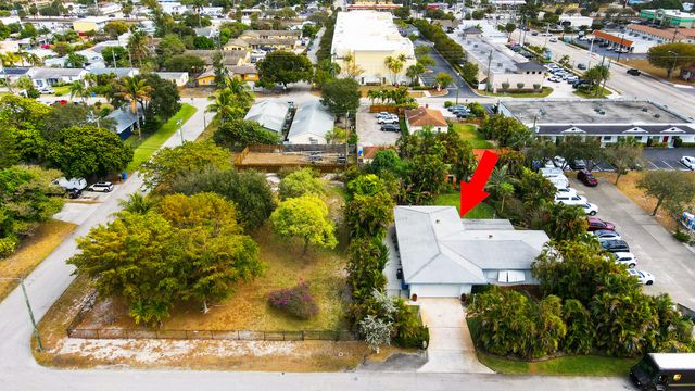 426 N 5th Street, Lantana, FL 33462