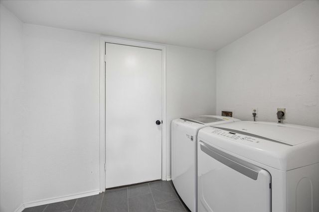 2609 Monarch DR, Austin, TX 78748