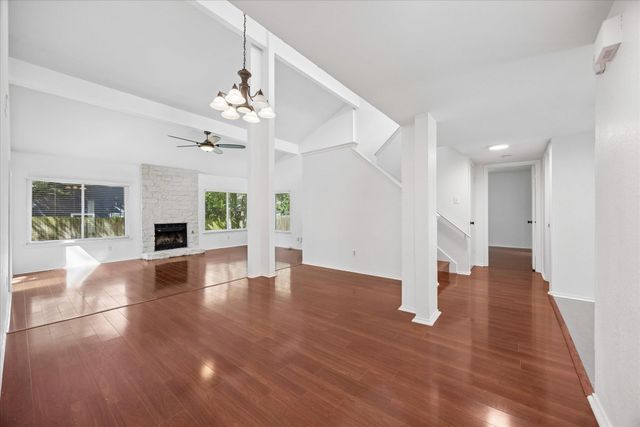 2609 Monarch DR, Austin, TX 78748
