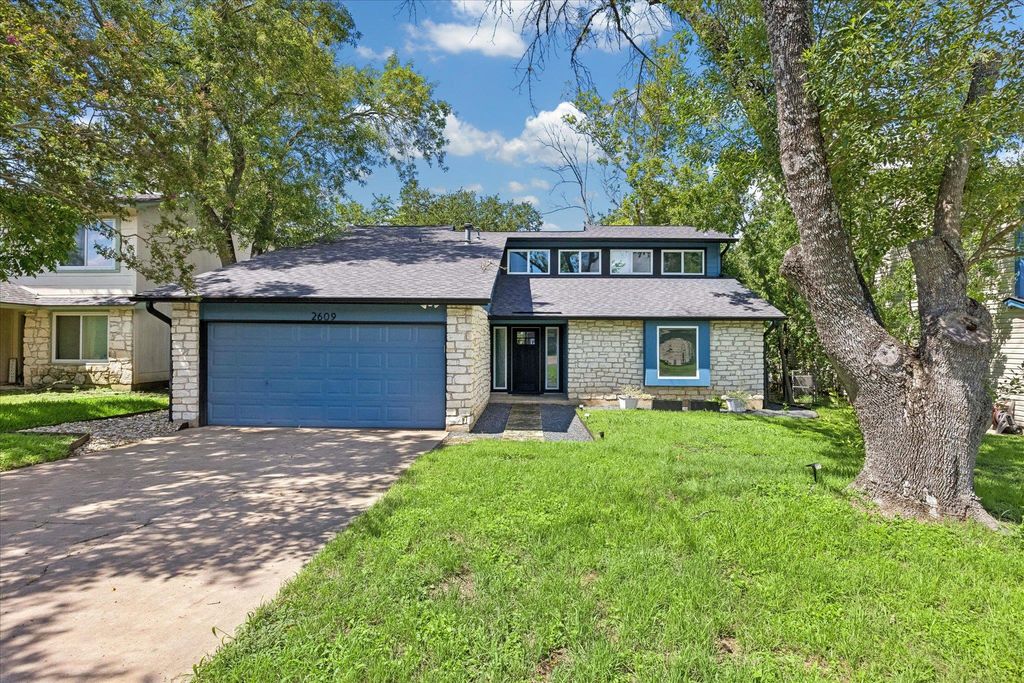 2609 Monarch DR, Austin, TX 78748
