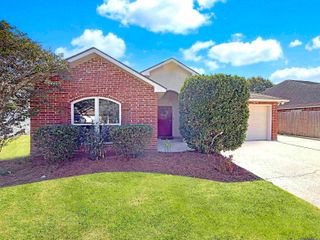 23644 Southpoint Dr, Denham Springs, LA 70726