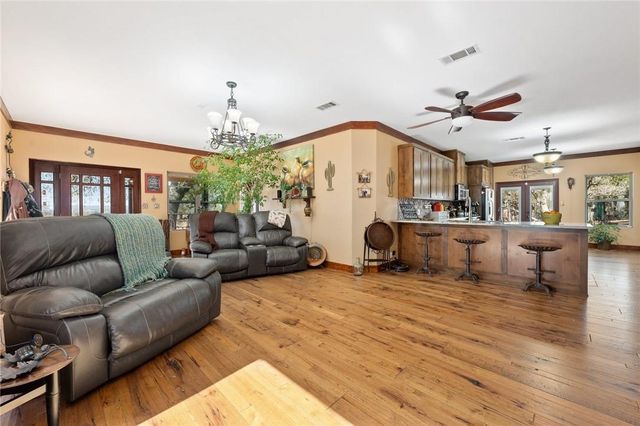 4909 Lookout Ridge DR, Marble Falls, TX 78654