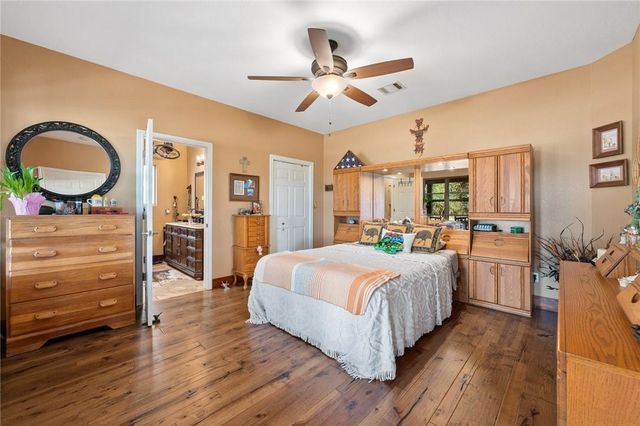 4909 Lookout Ridge DR, Marble Falls, TX 78654