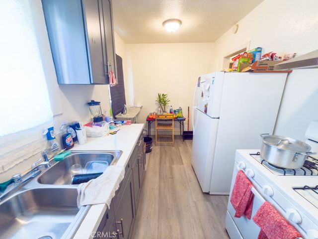 245 W 73rd, Los Angeles, CA 90003