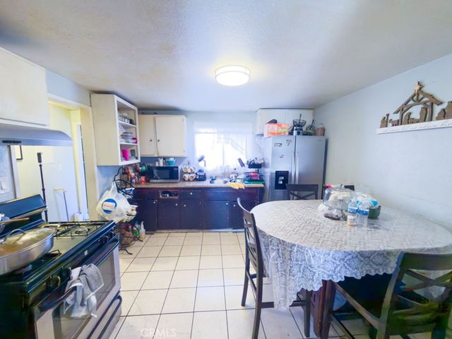 245 W 73rd, Los Angeles, CA 90003
