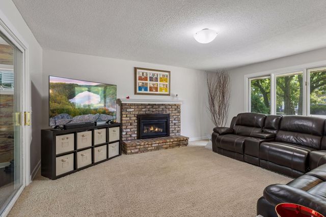 6016 Eden Prairie Road, Edina, MN 55436