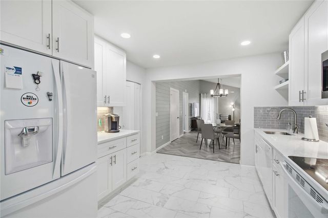 2545 BROWNING STREET, Sarasota, FL 34237