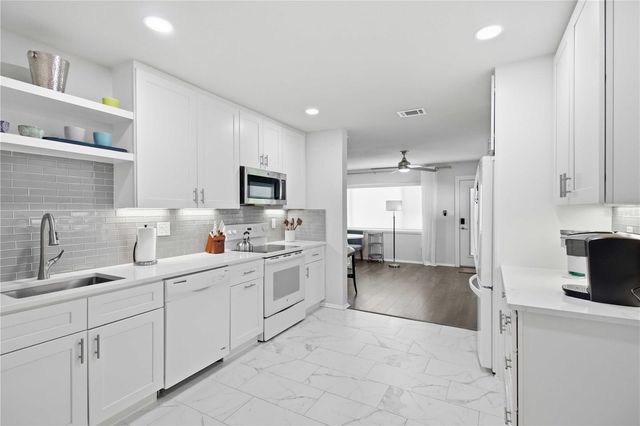 2545 BROWNING STREET, Sarasota, FL 34237