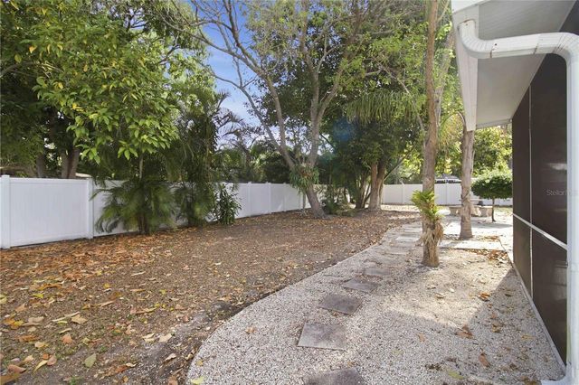 2545 BROWNING STREET, Sarasota, FL 34237