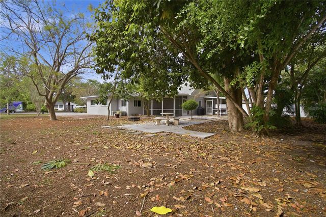 2545 BROWNING STREET, Sarasota, FL 34237