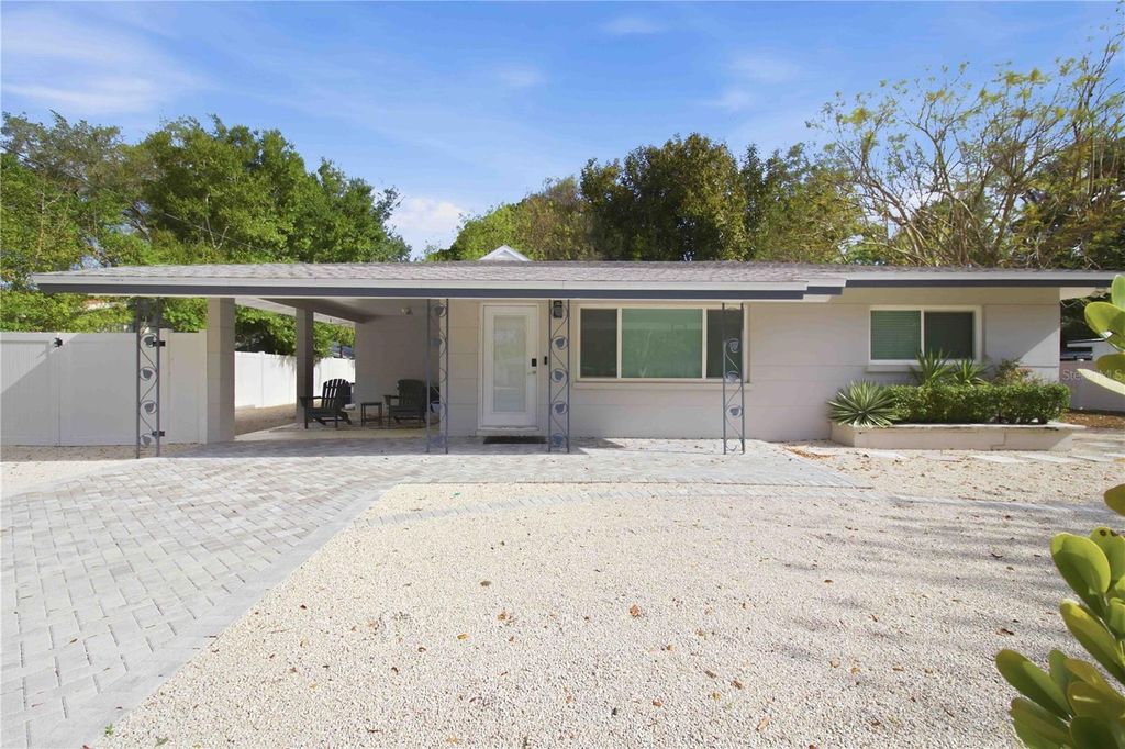 2545 BROWNING STREET, Sarasota, FL 34237