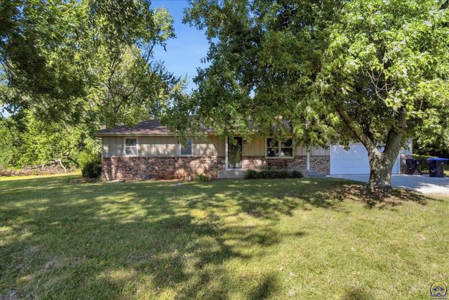 4935 SE Tecumseh RD, Berryton, KS 66409