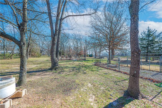 22772 Worthington Road, Gentry, AR 72734