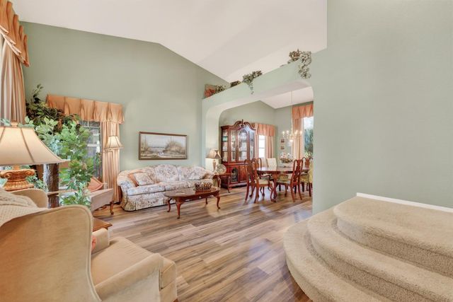 1024 Mabel Josephine Ct, Tracy, CA 95377