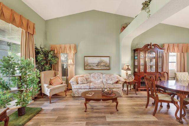 1024 Mabel Josephine Ct, Tracy, CA 95377