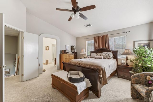 1024 Mabel Josephine Ct, Tracy, CA 95377